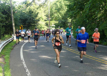 Red Bank Green: RED BANK: SECOND CLASSIC 5K DRAWS 1,200+